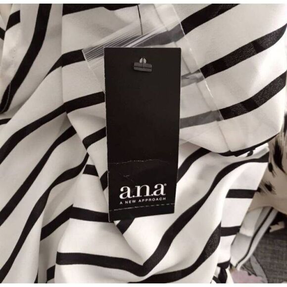 A.N.A A NEW APPROACH BLACK & WHITE STRIPE RUFFLE BLOUSE SZ.M NWT. - Picture 6 of 6